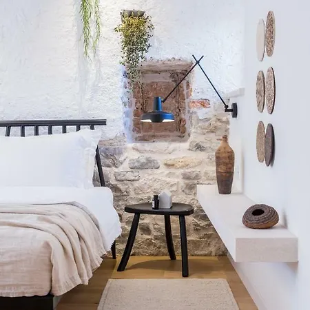 Villa Stone House Franco Omis