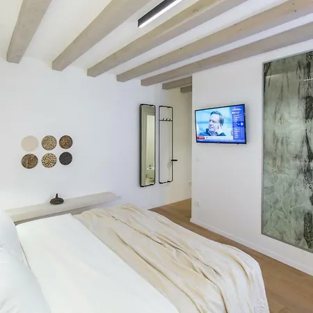 Stone House Franco *